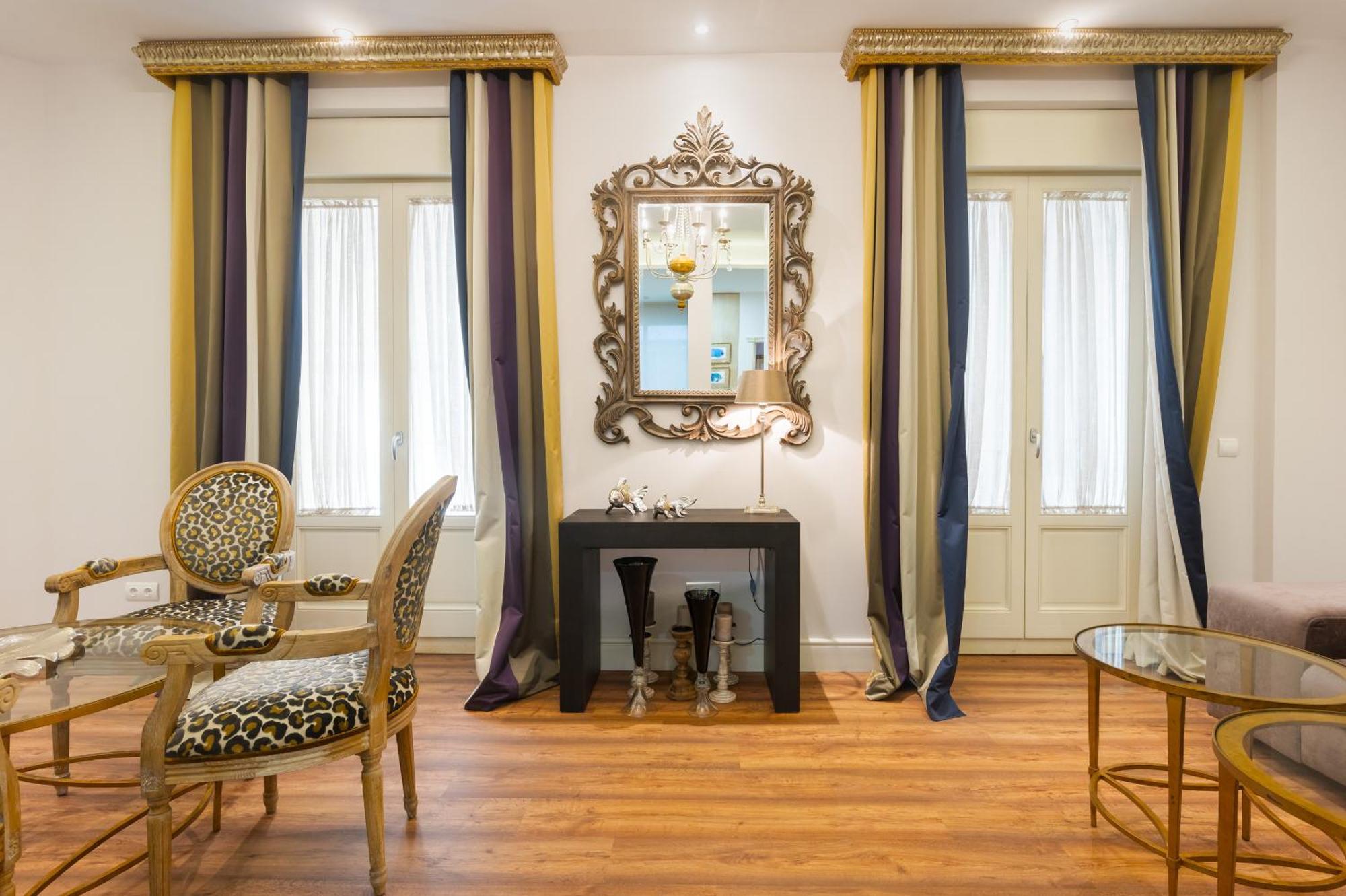 Centro Luxe 3 Rooms Seville Ngoại thất bức ảnh